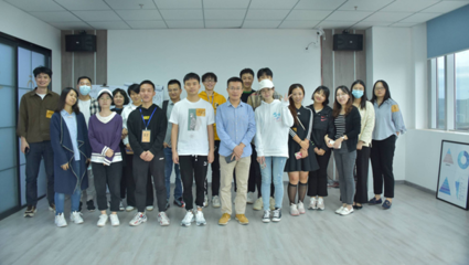 中管院攜手成都華心生樂，共啟教育咨詢新篇章——費(fèi)城教育咨詢授牌儀式暨策劃服務(wù)解讀