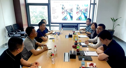 深化校企合作 共謀發(fā)展新篇 校領(lǐng)導(dǎo)帶隊(duì)赴天津走訪校友并調(diào)研企業(yè)印刷項(xiàng)目合作